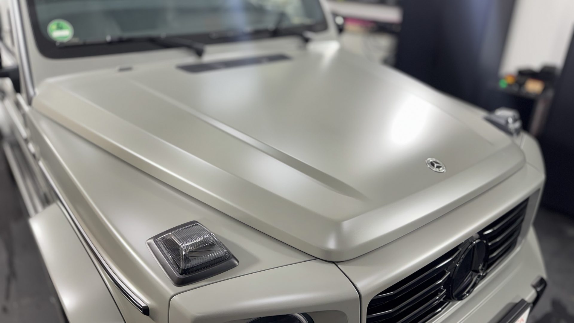 STEK DynoMatt Finish auf G 450 d Motorhaube