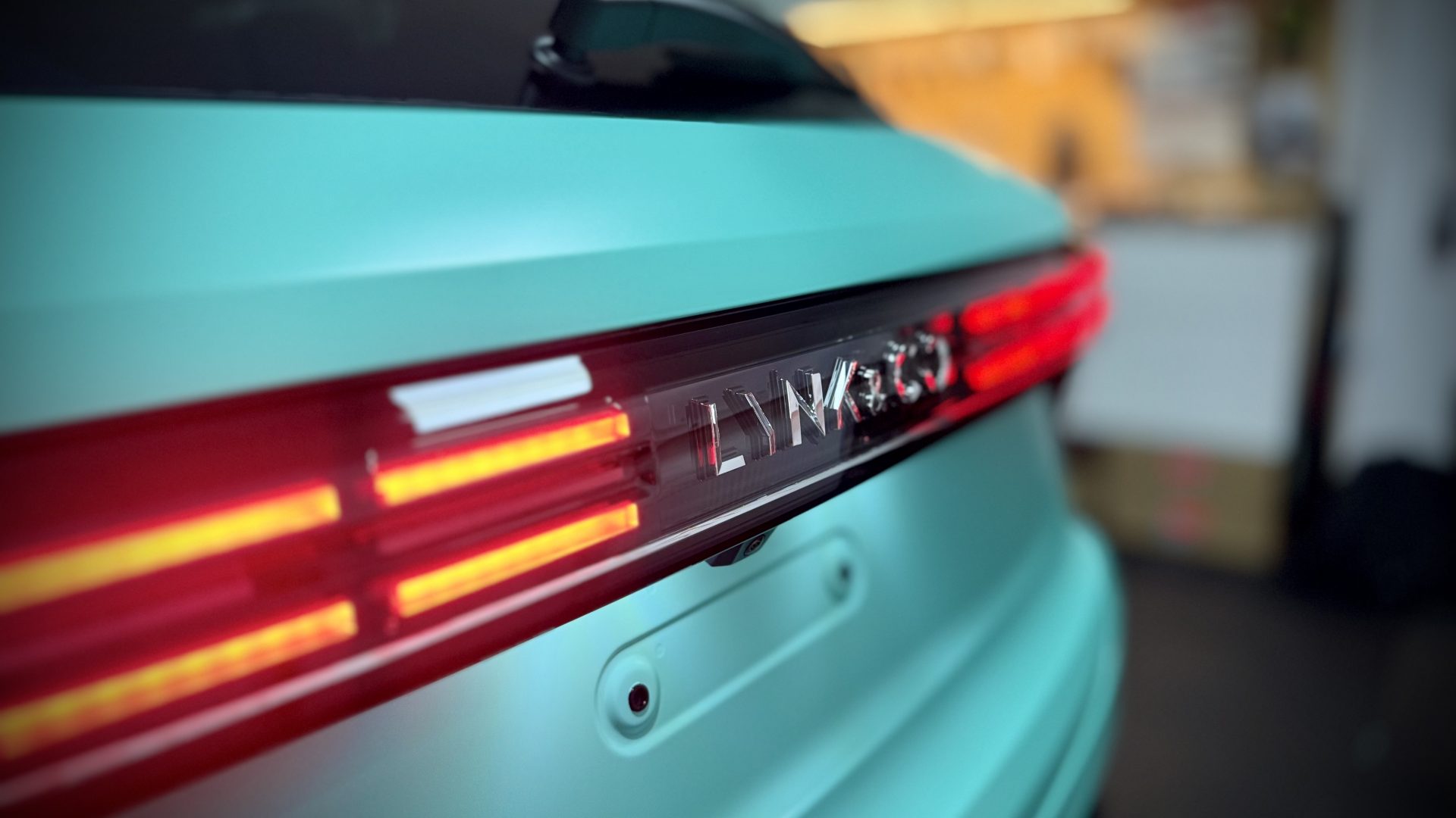 Lynk & Co Heckansicht Folierung