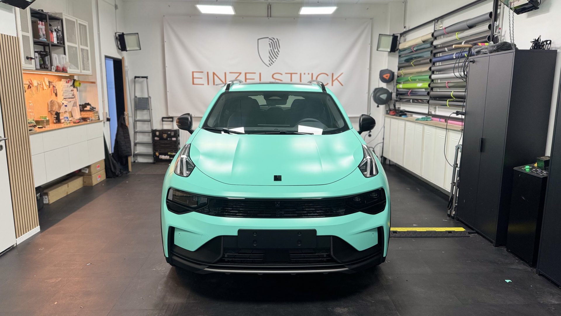 Lynk & Co 01 Vollfolierung in Oracal Matt Mint durch Einzelstück Manufaktur Kiel